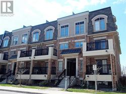 13 - 2441 GREENWICH DRIVE  Oakville, ON L6M 0S4