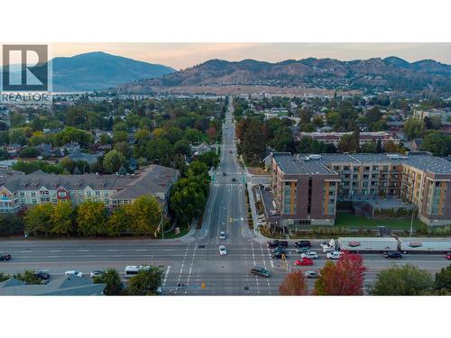 Close to Knox mtn for hiking! - 925 Leon Avenue Unit# 430, Kelowna, BC - Outdoor With View