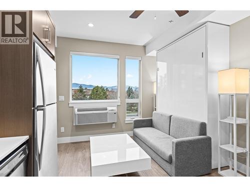 Murphy bed - 925 Leon Avenue Unit# 430, Kelowna, BC - Indoor
