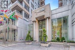 836 - 250 WELLINGTON STREET W  Toronto, ON M5V 2V4