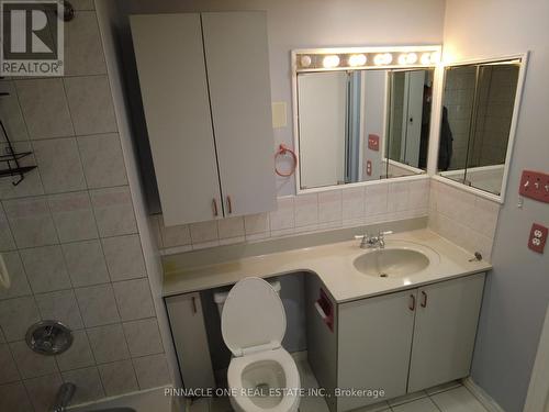 76 Sealstone Terrace, Toronto, ON - Indoor Photo Showing Bathroom