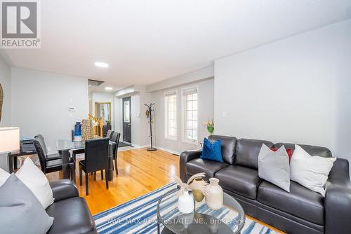 87 Luella Crescent, Brampton, ON - Indoor Photo Showing Living Room