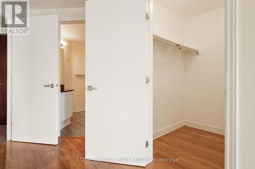804 - 200 Rideau Street, Ottawa, ON - Indoor