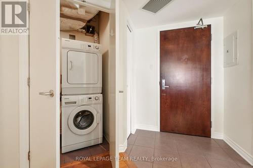 804 - 200 Rideau Street, Ottawa, ON - Indoor Photo Showing Laundry Room