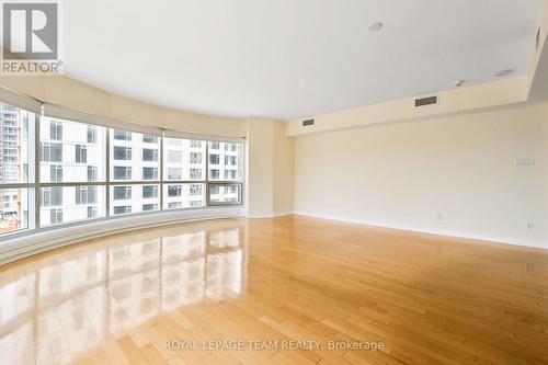 804 - 200 Rideau Street, Ottawa, ON - Indoor Photo Showing Other Room