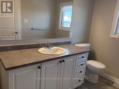 Primary Bath - 29 Fallengale Crescent W, Ottawa, ON - Indoor Photo Showing Bathroom