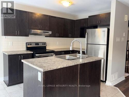 29 Fallengale Crescent W, Ottawa, ON - Indoor Photo Showing Kitchen With Double Sink