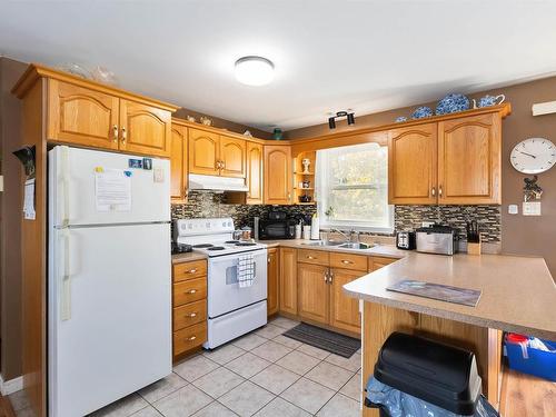 45 Grove Avenue, Beaver Bank, NS 