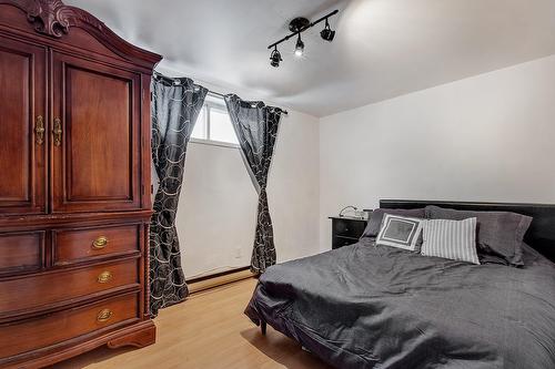 Bedroom - 50 Av. De Galais, Laval (Laval-Des-Rapides), QC - Indoor Photo Showing Bedroom