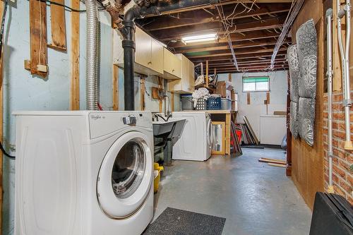 Storage - 50 Av. De Galais, Laval (Laval-Des-Rapides), QC - Indoor Photo Showing Laundry Room
