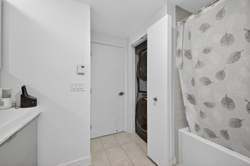 Bathroom - 1415-1375 Rue Des Bassins, Montréal (Le Sud-Ouest), QC - Indoor