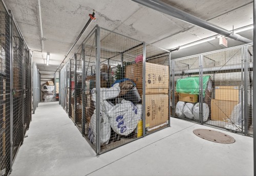 Storage - 1415-1375 Rue Des Bassins, Montréal (Le Sud-Ouest), QC - Indoor