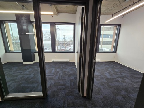 Office - 100-35 Rue De Port-Royal E., Montréal (Ahuntsic-Cartierville), QC - Indoor Photo Showing Other Room