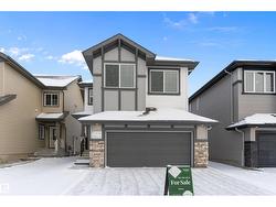4015 208 ST NW  Edmonton, AB T6M 3E4