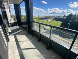 612 - 1100 SHEPPARD AVENUE W  Toronto, ON M3K 0E4