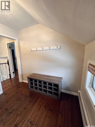 360 4Th Avenue W, Shaunavon, SK - Indoor Photo Showing Other Room