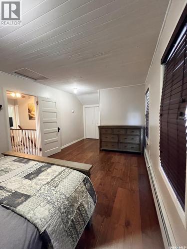 360 4Th Avenue W, Shaunavon, SK - Indoor Photo Showing Bedroom
