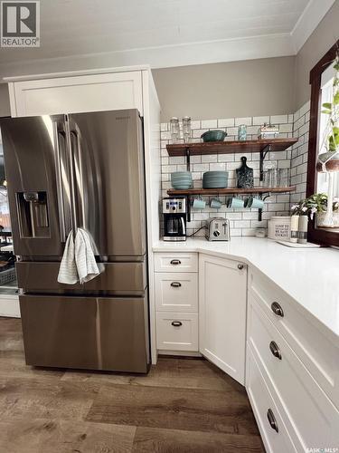 360 4Th Avenue W, Shaunavon, SK - Indoor Photo Showing Kitchen