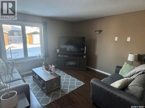 3 360 Studer Street, La Ronge, SK - Indoor Photo Showing Living Room