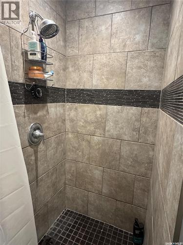 2 356 Studer Street, La Ronge, SK - Indoor Photo Showing Bathroom