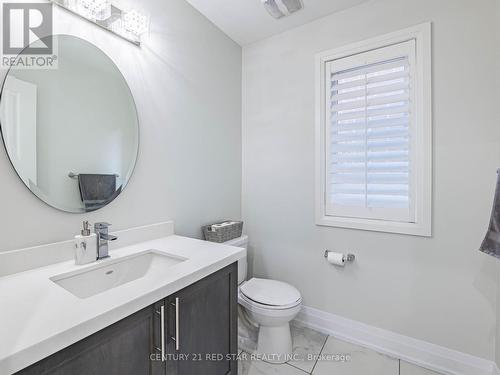 22 Rolling Rock Way, Brampton, ON - Indoor Photo Showing Bathroom