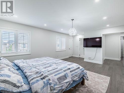 22 Rolling Rock Way, Brampton, ON - Indoor Photo Showing Bedroom