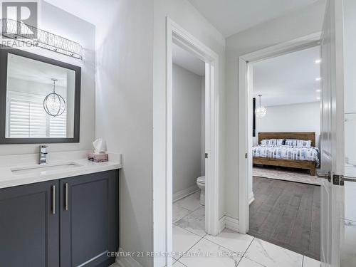22 Rolling Rock Way, Brampton, ON - Indoor Photo Showing Bathroom