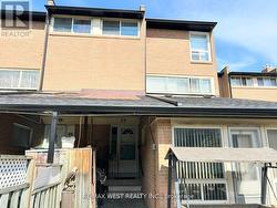 234 - 260 JOHN GARLAND BOULEVARD  Toronto, ON M9V 1N8
