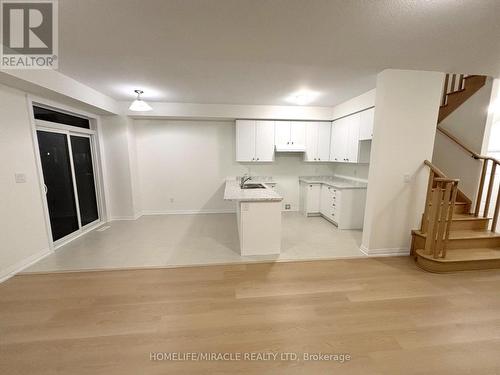 93 Marche Drive, Haldimand, ON - Indoor Photo Showing Kitchen