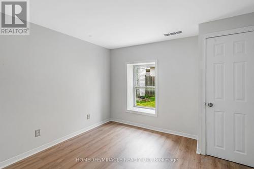 237 St. Julien Street, London East, ON - Indoor Photo Showing Other Room