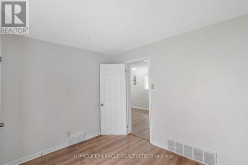 237 St. Julien Street, London East, ON - Indoor Photo Showing Other Room