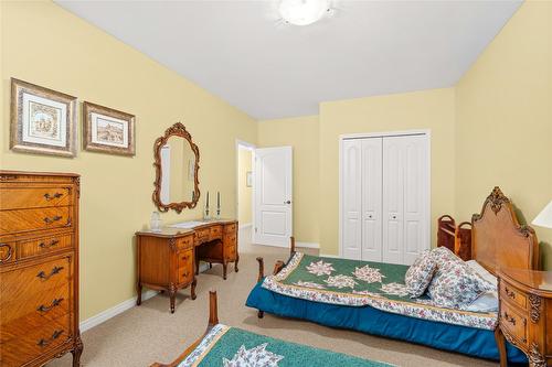 940 Ben Keer Drive, Kimberley, BC - Indoor Photo Showing Bedroom