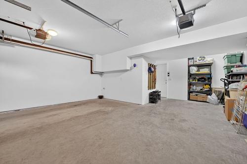 109-456 Mcphee Street, Kelowna, BC - Indoor Photo Showing Other Room