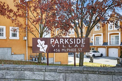 109-456 Mcphee Street, Kelowna, BC - Outdoor With View