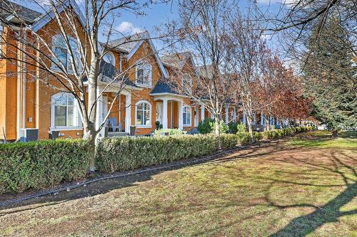 109-456 Mcphee Street, Kelowna, BC - Outdoor With View