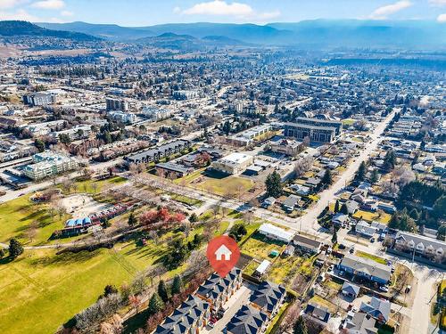 109-456 Mcphee Street, Kelowna, BC - Outdoor With View