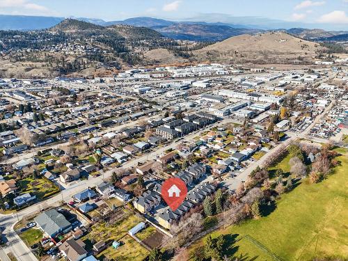 109-456 Mcphee Street, Kelowna, BC - Outdoor With View