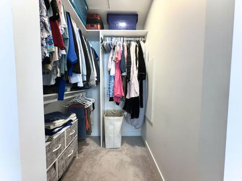 28-12075 Oceola Road, Lake Country, BC - Indoor With Storage