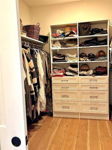 518 Forest Crowne Drive, Kimberley, BC - Indoor Photo Showing Bathroom
