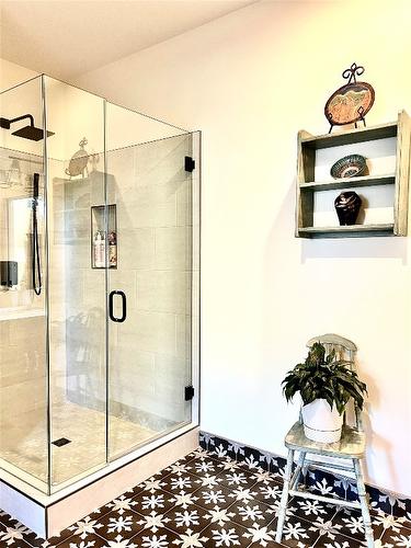 518 Forest Crowne Drive, Kimberley, BC - Indoor Photo Showing Bathroom