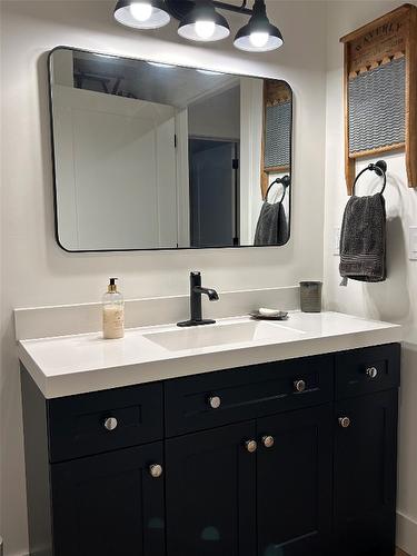 518 Forest Crowne Drive, Kimberley, BC - Indoor Photo Showing Bathroom