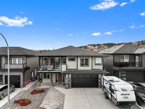 1332 Kinross Place, Kamloops, BC - Outdoor With Facade