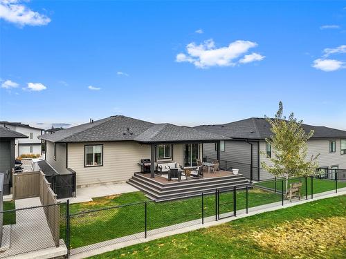 1332 Kinross Place, Kamloops, BC - Outdoor With Deck Patio Veranda