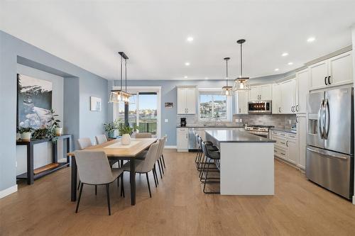 1332 Kinross Place, Kamloops, BC - Indoor