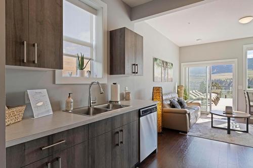 11582 Middleton Road, Lake Country, BC - Indoor Photo Showing Other Room