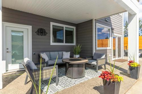 11582 Middleton Road, Lake Country, BC - Outdoor With Deck Patio Veranda With Exterior