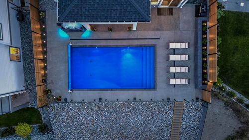 11582 Middleton Road, Lake Country, BC - Outdoor With In Ground Pool