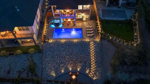 11582 Middleton Road, Lake Country, BC - Outdoor With In Ground Pool