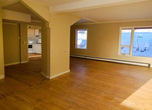 402 Cranbrook Street, Kimberley, BC - Indoor Photo Showing Other Room