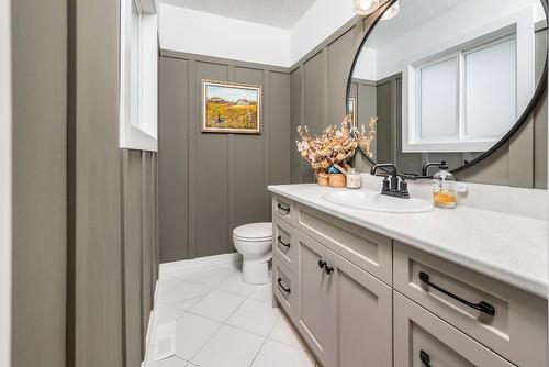 6554 Orchard Hill Road, Vernon, BC - Indoor Photo Showing Bathroom